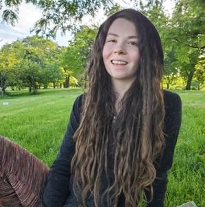 Meet your Posher, Allison